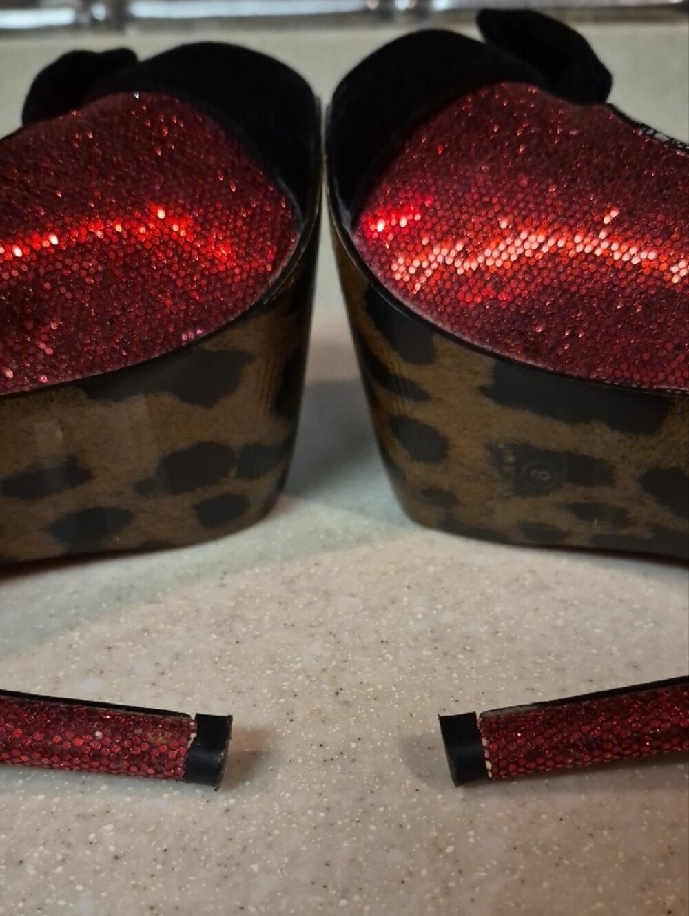 Bettie Page Tempest 4-inch stiletto Heels 8 - Picture 6 of 6